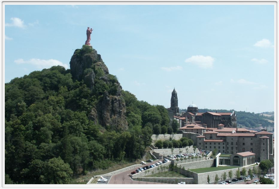 Le Puy: Statue La France